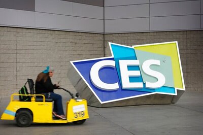 You can control Whirlpool's new smart oven even from another room, receive cooking alerts on your phone