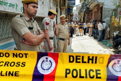 60,000 Security Personnel to be on Toes on Polling Day in Delhi Tomorrow