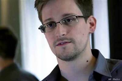 Snowden seeks temporary asylum in Russia: Lawyer Anatoly Kucherena