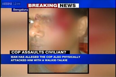 Bengaluru: Biker alleges attack by a traffic policeman