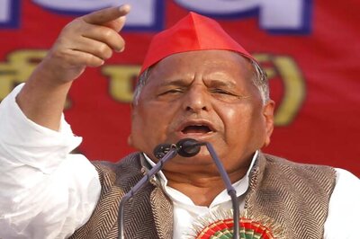 Congress, BJP rebuff SP's Third Front vision