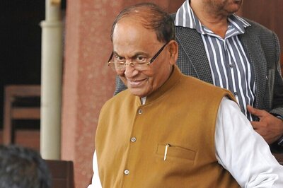 BJP Leader CP Thakur Attacks His Party for Supporting Reservation, Defends Tejashwi Yadav