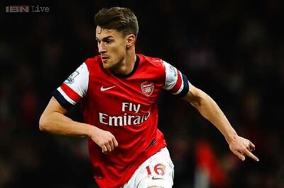 Patient Arsenal beat Dortmund to take group lead