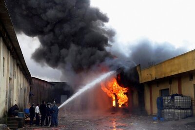 Fire in New Delhi's Shastri Bhawan, 5 Fire Tenders Rushed