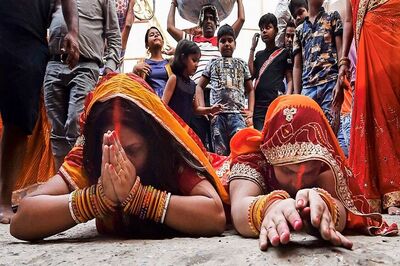 Eco-friendly Chhath Puja: Kolkata Municipal Corporation Constructs Temporary Reservoirs for Rituals