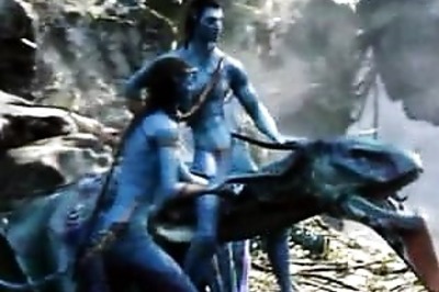 Avatar dethroned at box office by Dear John