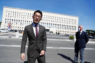 Hong Kong Activist Warns West To Shun Chinese Technology Ties