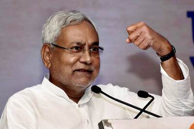 Supreme Court Seeks EC Reply in 4 Weeks on Plea Against Bihar CM