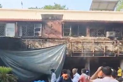 Delhi: Fire Breaks Out At Veg Gulati Restaurant Near India Gate, None Injured