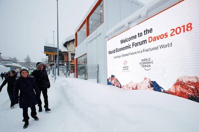 Heavy Snow Humbles the Global Elite at World Economic Forum in Davos