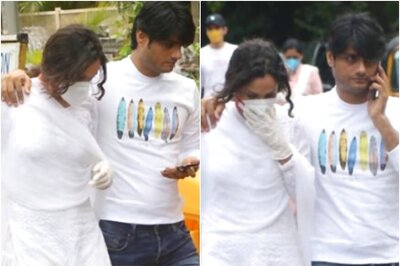 Ankita Lokhande Visits Sushant Singh Rajput's Family to Offer Condolences, See Pics