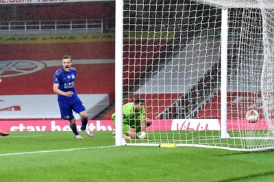 Jamie Vardy's Late Strike Cancels Out Pierre-Emerick Aubameyang Goal as Leicester City Draw Arsenal