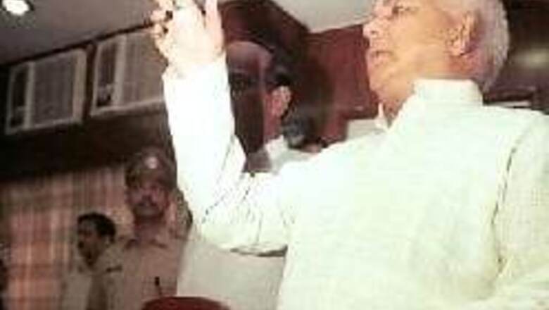 Lalu to move SC on Gujarat HC order