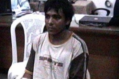 Court watches TV footage of Kasab on rampage