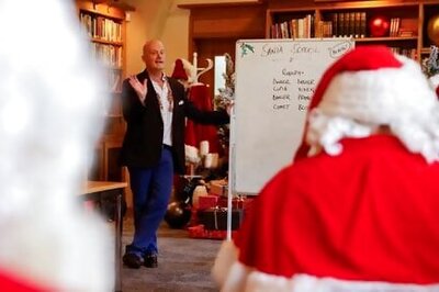 New Rules For Santa's Grotto As Trainees Prepare For COVID Christmas