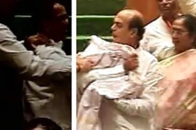4 MNS MLAs suspended for attacking Abu Azmi