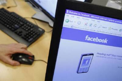 Facebook beats Google websites in time spent