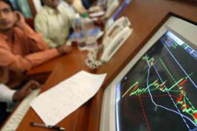 Wait, world economy not out of the woods: IMF