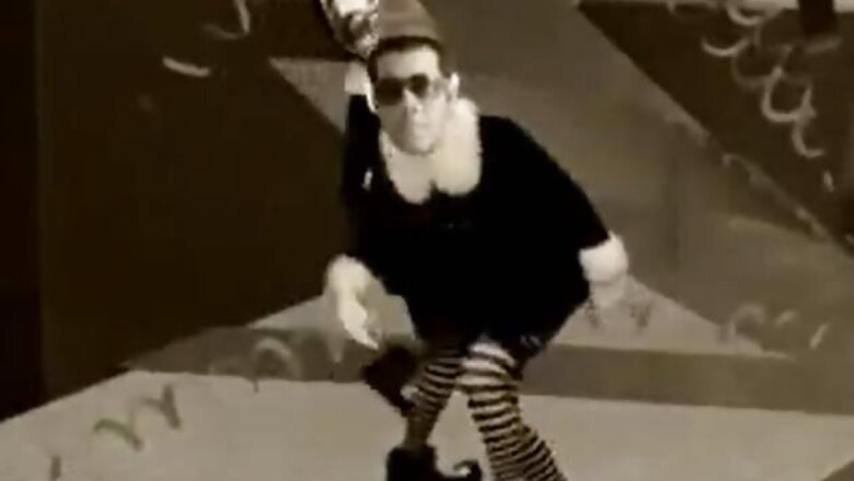 Watch: Directors of 'Bombay Talkies' do the 'Jingle Bells' elves dance