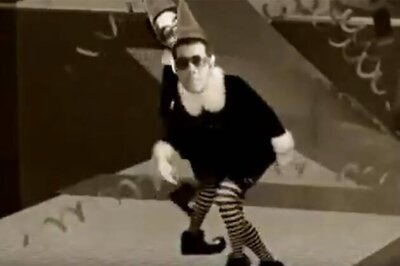 Watch: Directors of 'Bombay Talkies' do the 'Jingle Bells' elves dance