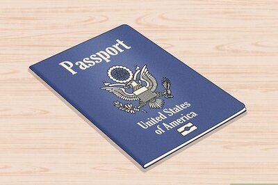 How to Solo Travel to Paris