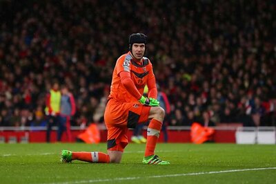 EPL: Arsenal's title hopes take a hit as injured Petr Cech out for a month