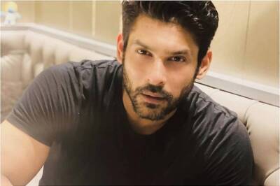 Sidharth Shukla And Monalisa’s Old Video Again Goes Viral