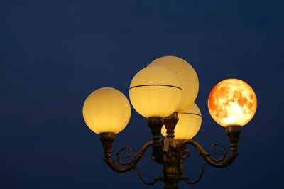 Lunar Eclipse 2021: When and Where to Watch Chandra Grahan 2021 Online