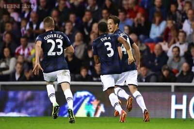 Manchester United beat Sunderland 2-1 in Premier League