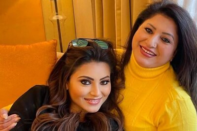 Urvashi Rautela's Mother Busts Rs 190 Crore Bungalow Rumour; Says 'May The Prayers Be Heard Soon...'