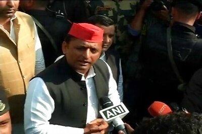 Akhilesh Yadav Casts Vote, Ducks Questions on Mulayam-Shivpal