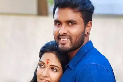 Pavani's Cryptic Responses On Instagram Live Spark Relationship Rumours