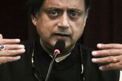 'Tweet by Pakistani Agent': Indian Embassy in Kuwait Slams Tharoor for Retweeting 'Anti-India' Post
