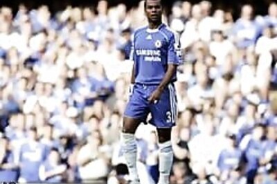 Cherly dumps Ashley Cole via SMS