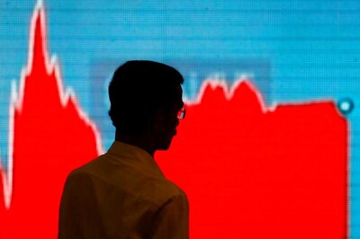 VRL Logistics Gains 4.8% on Ratings Upgrade; Other Logistics Stocks Rally, Too