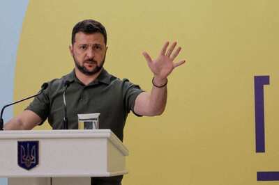 Zelensky Calls For Western Air Defence As Russian Attacks Kill 10