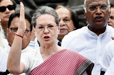 Vigilante Violence Backed by Those Who Are Supposed to Enforce The Law: Sonia Gandhi