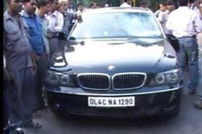 BMW 3: Yet another rash driver injures a biker couple