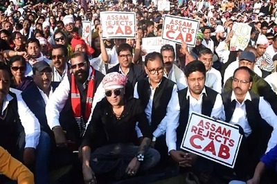 Music, Art Tie Them as Zubeen Garg and a Host of Assamese Artistes Lead Anti-CAA Stir from the Front