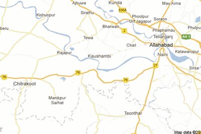 Kaushambi: Three killed in road accident in Tilhapur area