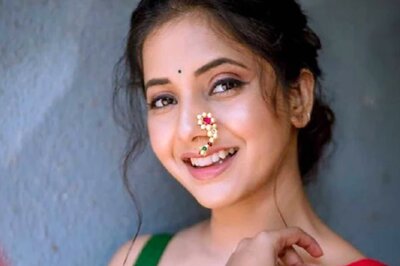 Marathi Actress Sayali Sanjeev Shared an Adorable Post in Memory of her Father