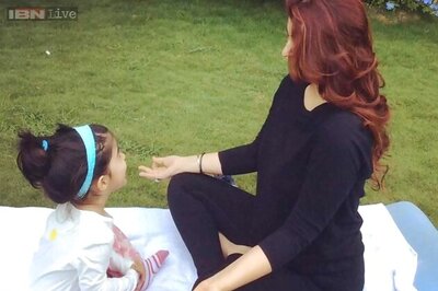 Photo of the day: Twinkle Khanna warns Baba Ramdev about future competition from daughter Nitara