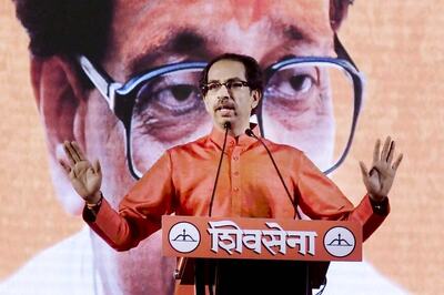 Mixed Emotions in Ayodhya Over Shiv Sena Chief Uddhav Thackeray's Visit With 18 MPs