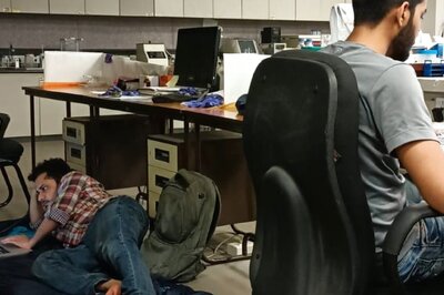 IIT Bombay Professor Gives a Glimpse of Life at IITs, Calls it 'Blood Sucking'