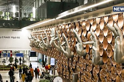 2 Kyrgyz Nationals Held with Medicines Worth Rs 25 Lakh at Delhi Airport