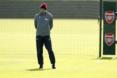 Arsene Wenger on the Brink Ahead of AC Milan Crunch Tie