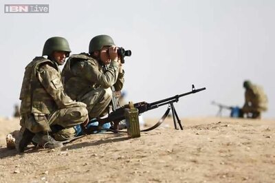 Airstrikes hit Jihadists near embattled Syria town