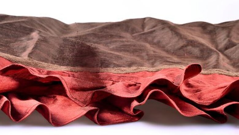 How to Remove Red Wine Stains from Drapes