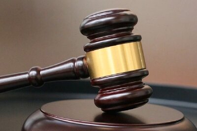 Delhi Court Orders FIR Against Ex-Employees Of Fashion Label For Secretly Accepting Orders From Brand's Clients