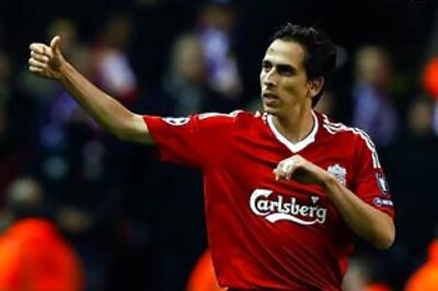 Benayoun, Riera add to Liverpool injury woes